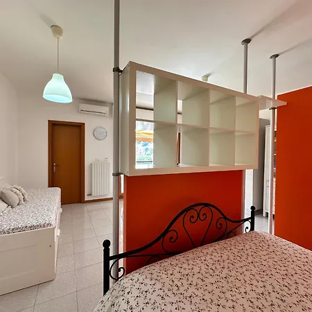153 - Monolocale In Centro A Sirolo, Climatizzato E In Ottima Posizione Gratis Al White Club Fino Al 3 Agosto Sirolo