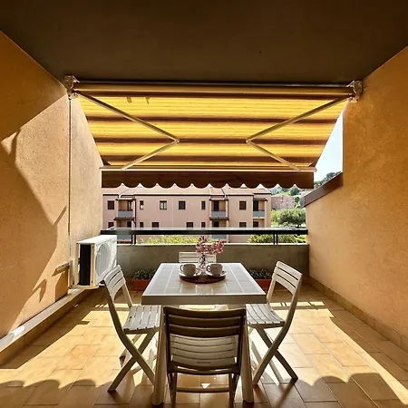 153 - Monolocale In Centro A Sirolo, Climatizzato E In Ottima Posizione Gratis Al White Club Fino Al 3 Agosto