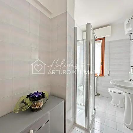 Διαμέρισμα 153 - Monolocale In Centro A Sirolo, Climatizzato E In Ottima Posizione